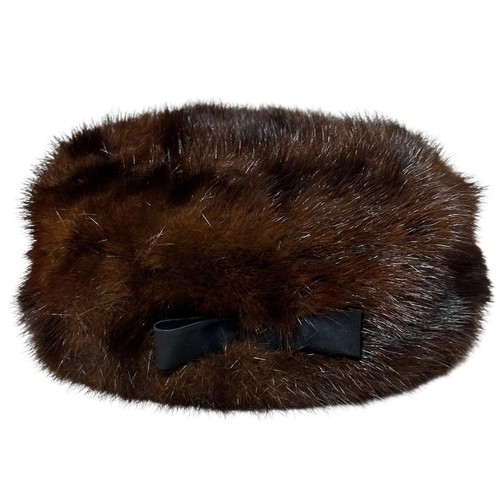 Cappello portapillole visone
